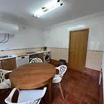 En